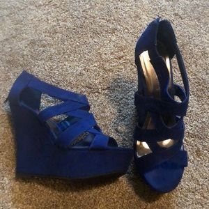 Sexy blue shoes